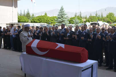 Prof. Dr. Şener için cenaze töreni düzenlendi