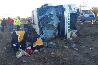 Aksaray'da can pazarı! Otobüs devrildi 6 kişi hayatını kaybetti