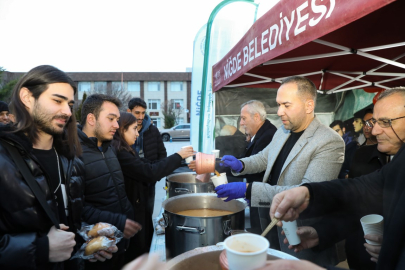 Niğde Belediyesi vize haftasında öğrencileri unutmadı