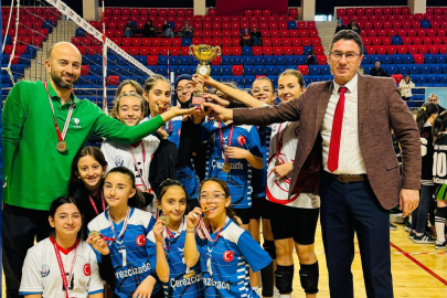 Niğde'de voleybol mahalli müsabakaları sona erdi