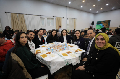 Niğde Belediyesi'nin mahallesi iftarları devam ediyor